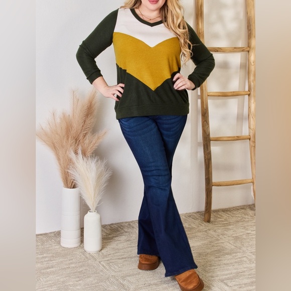 NEW Hailey & Co PLUS + REG Size Retro 1970s Color Block V-Neck Knit Top Blouse - Picture 5 of 11